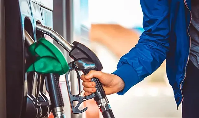 Akaryakıtta Zam Yağmuru Başlıyor: İlk Halka Otogaz