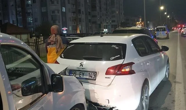 Atakum'da Zincirleme Trafik Kazası: 3 Yaralı