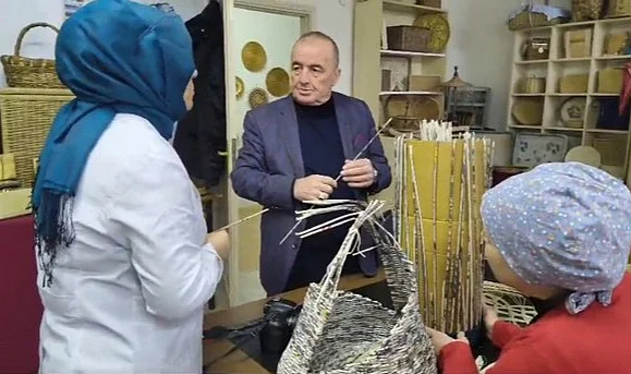 Bafra’da Atık Kağıtlar Sanat Eserine Dönüşüyor