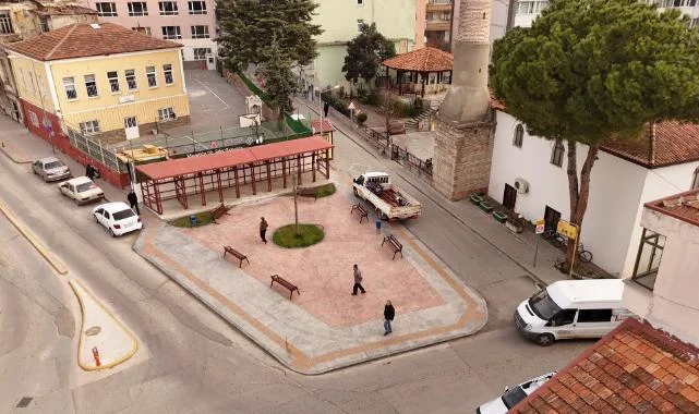 Bafra'da Ayakkabı Boyacılarına Modern Lostra Alanı