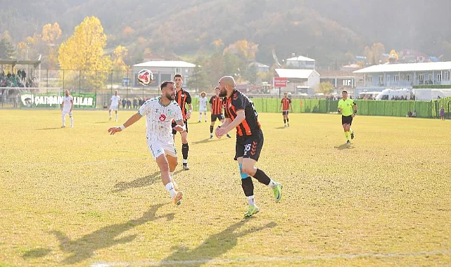 BAL'da Derbi Heyecanı: Çarşambaspor Ladik Belediyespor'u Konuk Ediyor