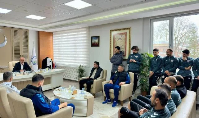 Başkan Adnan Topal'dan Ladik Belediyespor'a Tam Destek