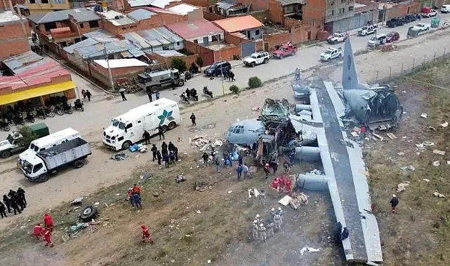 Bolivya'da Kargo Uçağı Düştü: Ölü ve Yaralılar Var