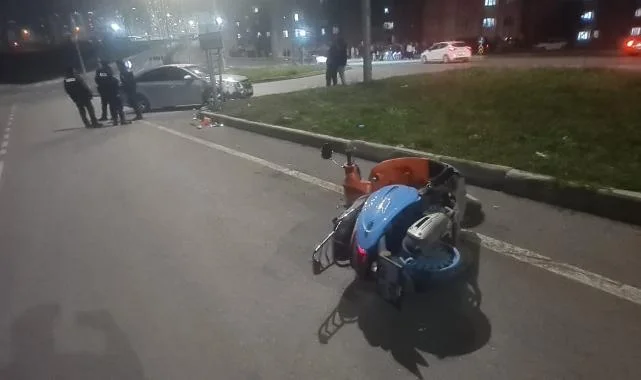 Canik'te Motosiklet Kazası: 2 Genç Yaralandı
