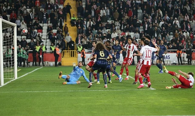Fenerbahçe'den Sert Hakem Açıklaması: Karşısındayız!