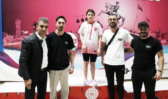 Kulaçlar Şampiyonluk İçin Atıldı: Samsun Paletli Yüzme İl Birinciliği Sonuçlandı