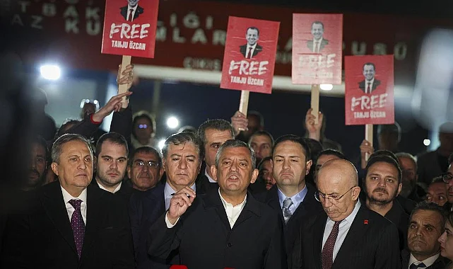 Özgür Özel Sincan’da Tanju Özcan’ı Ziyaret Etti: Onları Pişman Edeceğim