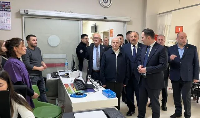 Salıpazarı'nda Bayramın Coşkusu Meydanlara Taştı