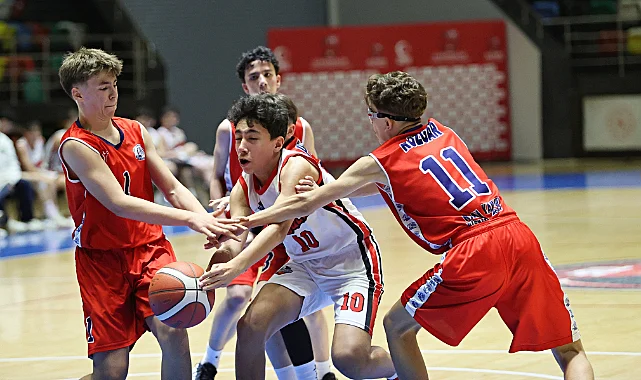 Samsun'da Basketbol Şenliği: U14 Anadolu Şampiyonası Başladı