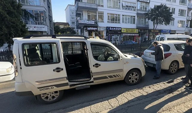 Samsun’da Dolmuş Kazası: Hava Yastığı Açıldı, 1 Yaralı