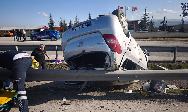 Samsun'da İki Otomobil Çarpıştı: 3 Yaralı
