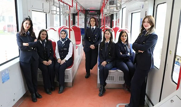 Samsun Raylarında Kadın İmzası: 30 Vatman Şehrin Ana Damarlarını Taşıyor