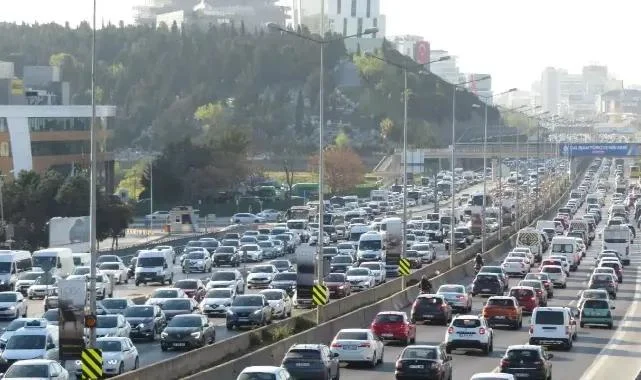 Şubat Ayında Trafiğe Kayıtlı Taşıt Sayısı Geriledi: İşte Veriler