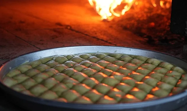 Tatlıcılarda Bayram Mesaisi: Baklava Üretimi 6 Katına Çıktı