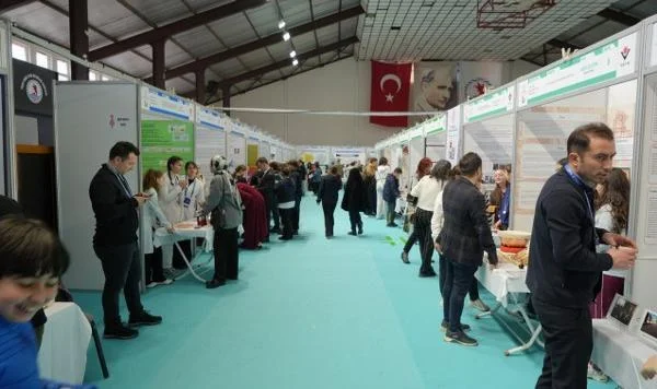 TÜBİTAK Ortaokul Araştırma Projeleri Yarışması Samsun'da Başladı