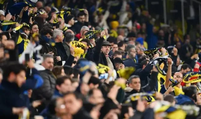 UEFA'dan Fenerbahçe'ye Ağır Ceza