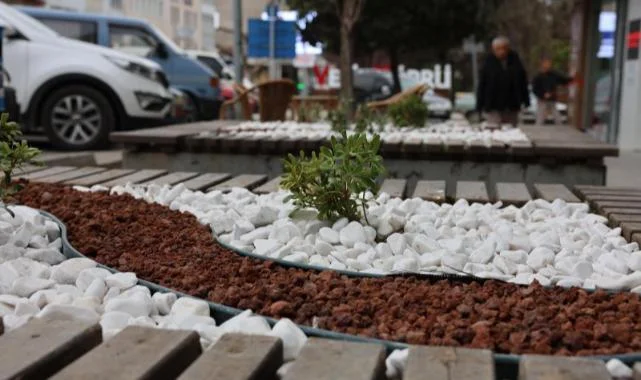 Vezirköprü Belediyesi'nden Modern Dokunuş: Kuru Peyzaj Dönemi