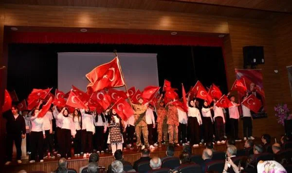 Vezirköprü'de 18 Mart Çanakkale Zaferi Coşkusu