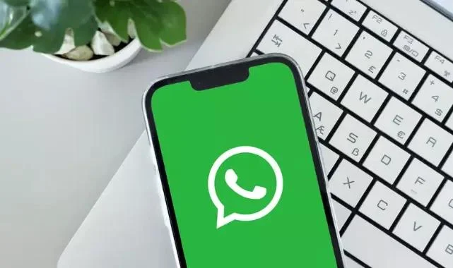 WhatsApp’tan Dil Devrimi: İnternetsiz Otomatik Çeviri Özelliği Geliyor!
