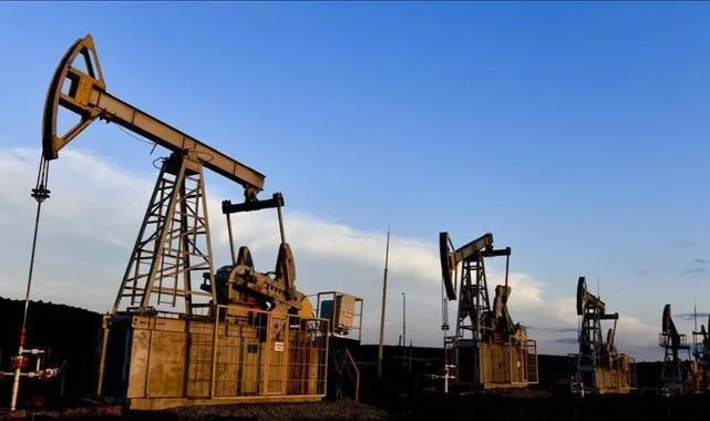 ABD Müdahalesi Sonrası Petrol ve Gaz Fiyatları Sıçradı