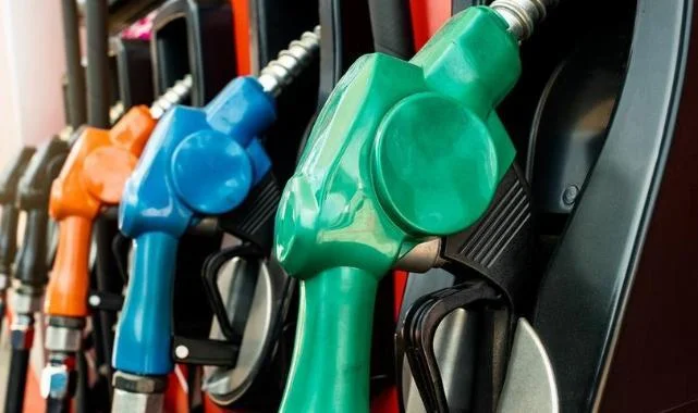 Akaryakıt Fiyatlarında İndirim Beklentisi: Petrol Sert Düştü