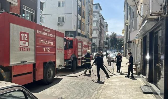 Atakum'da Balkonundaki Koltuk Bir Anda Alev Aldı