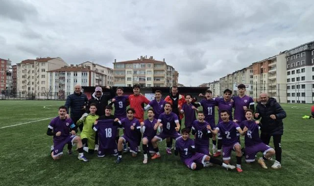 Gülizar Hasan Yılmaz Spor Lisesi Yarı Finale Yükseldi