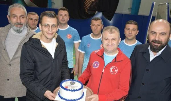 Havza'da Voleybol Maçında Sürpriz Kutlama