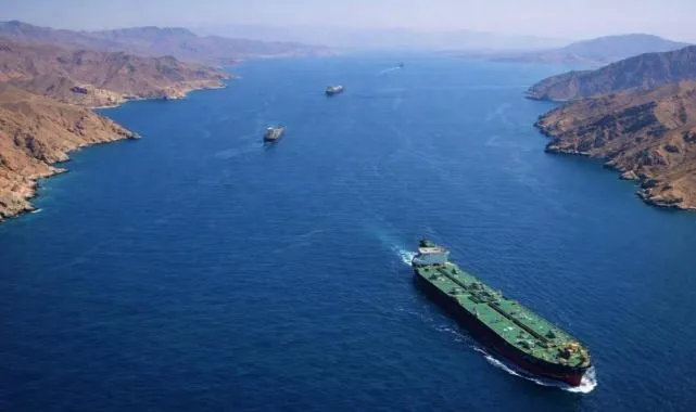 Hürmüz Boğazı'nda Tanker Hareketliliği