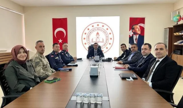 Kavak’ta Huzur İçin Düğmeye Basıldı: Asayiş Zirvesinden Tam Kararlılık Çıktı!