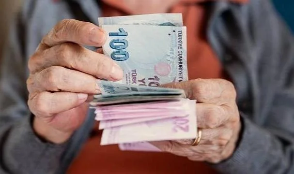Kurban Bayramı Emekli İkramiyesi 2026: Ödeme Miktarı ve Tarihleri Belli Oldu Mu?