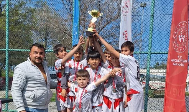 Okul Sporları Ragbi İl Birinciliği Şampiyonları Belli Oldu