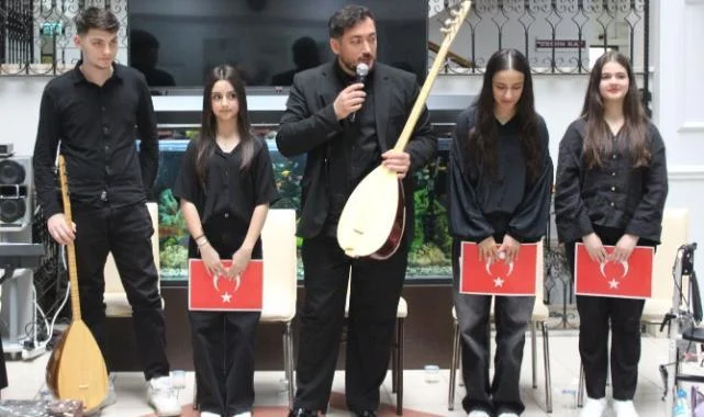 Samsun Atatürk Anadolu Lisesi Öğrencilerinden Anlamlı Koro