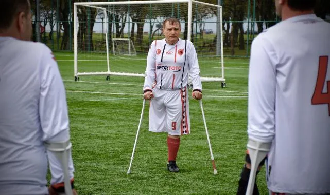 Samsun'da Ampute Futbolcu 49 Yıldır Engelli Bireylere Örnek Oluyor