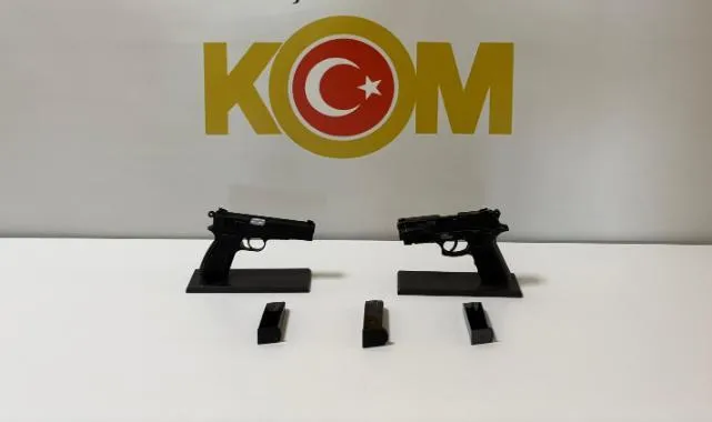 Samsun'da Araçta Ruhsatsız Silah Ele Geçirildi