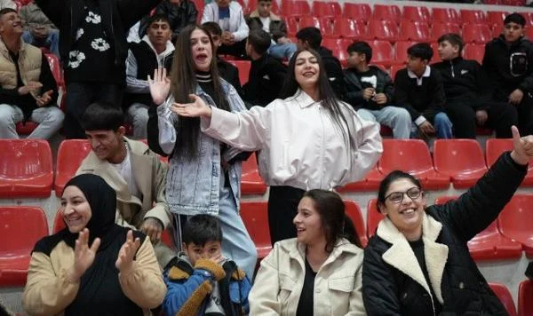 Samsun'da Romanlar Düşman Çatlattı