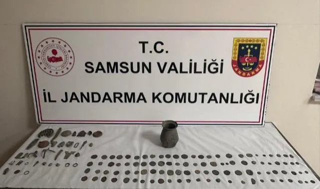 Terme'de Tarihi Eser Kaçakçıları Jandarmaya Yakalandı
