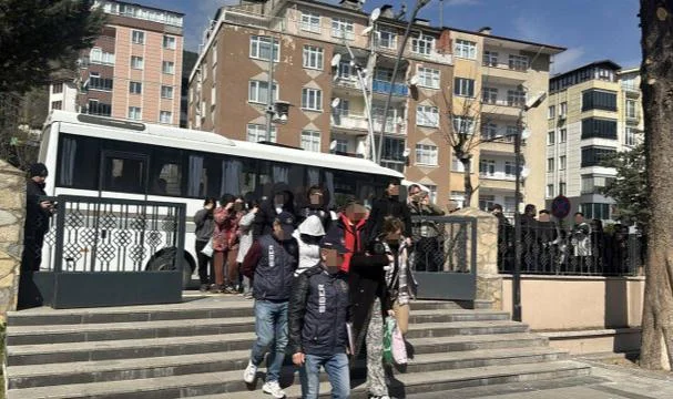 Tokat Merkezli 12 İlde Yasa Dışı Bahis ve Dolandırıcılık Operasyonu
