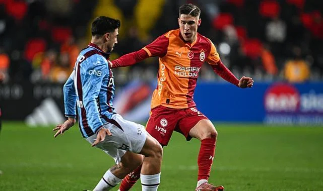 Trabzonspor-Galatasaray Derbisi İlk 11'leri Belli Oldu