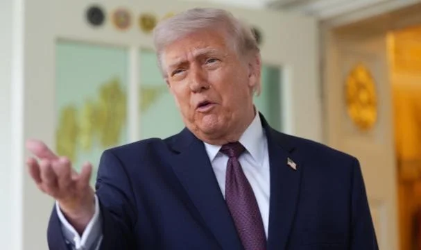 Trump'tan İsrail'e Yasak: Artık Lübnan'ı Bombalamayacak