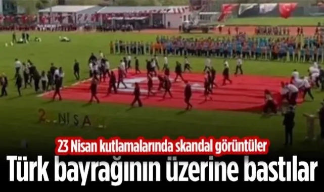 Türk Bayrağı Üzerinde Gösteri Yapıldı! Sosyal Medya Bu Görüntülerle Ayakta