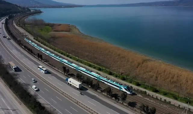 Ulaştırma Bakanı Uraloğlu Açıkladı: Yerli Hızlı Trende Kritik Eşik Aşıldı