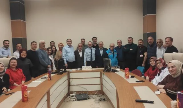 Vezirköprü’de Emekliye Ayrılan Hastane Çalışanlarına Veda
