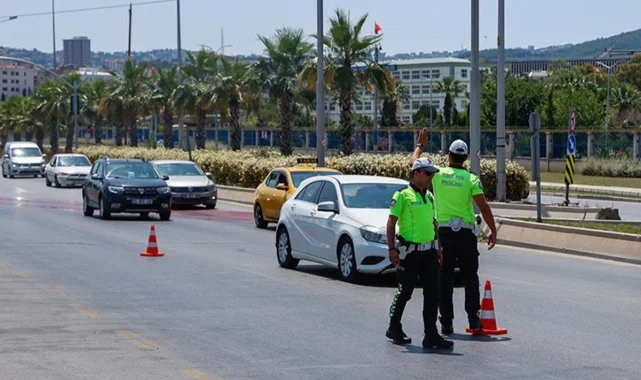 Yeni Trafik Kanunu Meyvelerini Veriyor: Makas Atma İhlalinde Yüzde 92,6'lık Düşüş