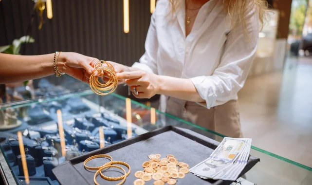 19 Mayıs kuyumcular açık mı, kapalı mı? Resmi tatilde altın alışverişi yapılır mı?