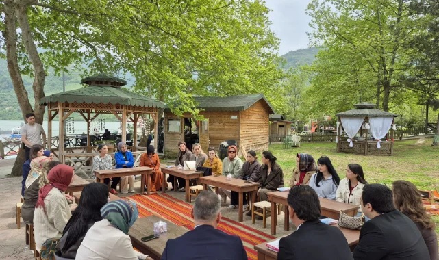 Ayvacık'ta "Üreten kadınlar, güçlü yarınlar" programı düzenlendi