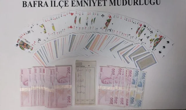 Bafra'da Kıraathaneye Kumar Baskını