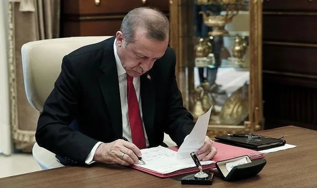 Bazı atama ve görevden alma kararları Resmi Gazete'de