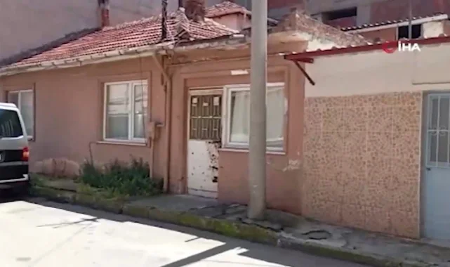 Bursa'da aile faciası: Dayısını döverek öldürdü, annesini yaraladı