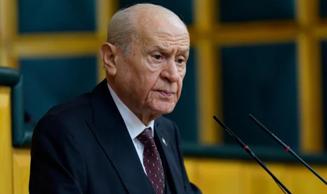 CHP Genel Merkezi'nde tahliye sürerken MHP'den "yetki karmaşası" mesajı